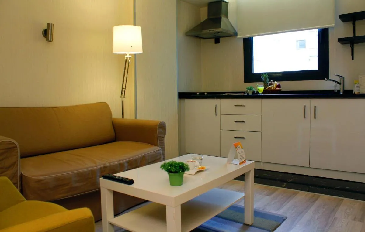 Image 2 of Tempo Suites Airport