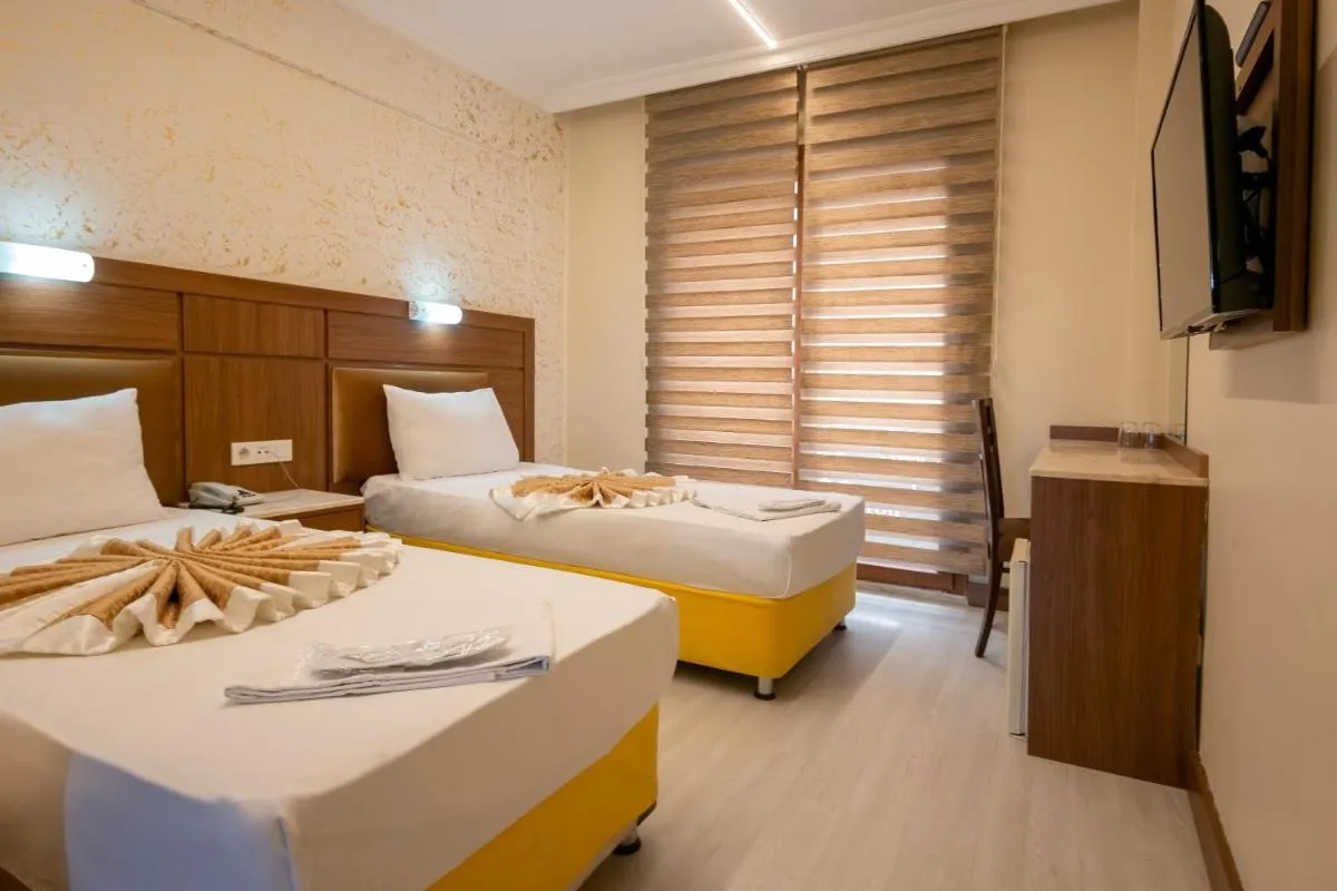 Image 2 of The Center Hotel