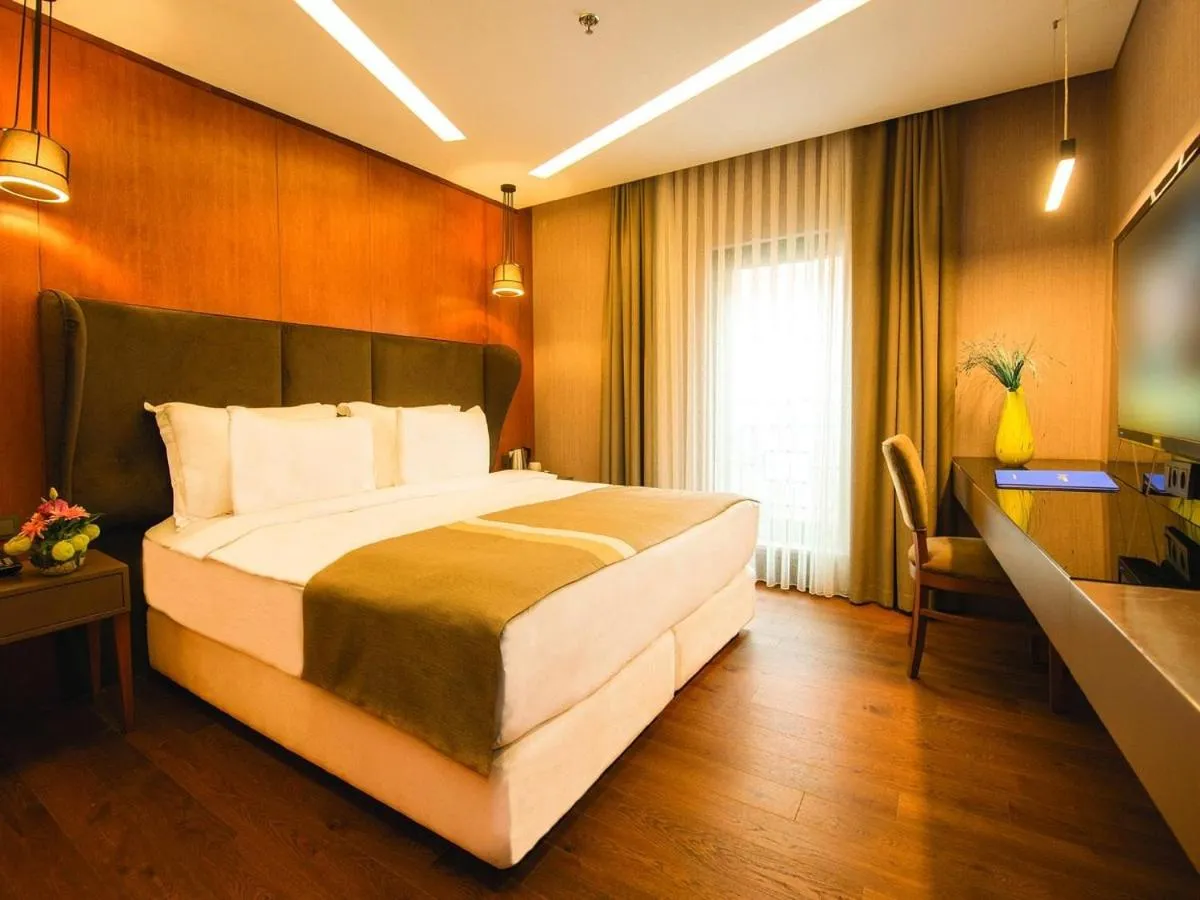 Image 2 of The Way Hotel