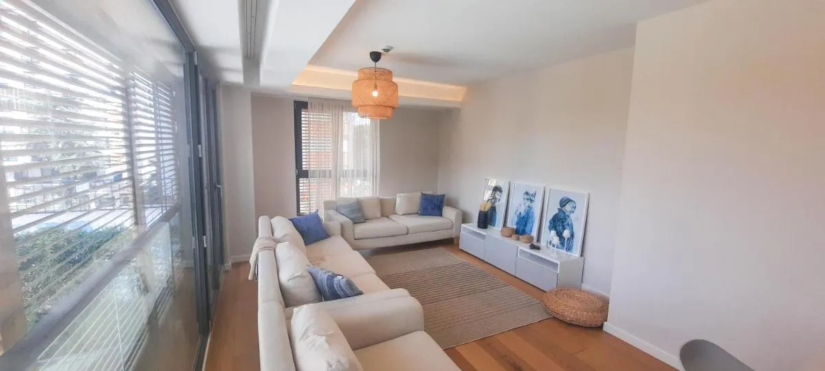Image 2 of Ultra Lux Residence Flat-Great LocationB1