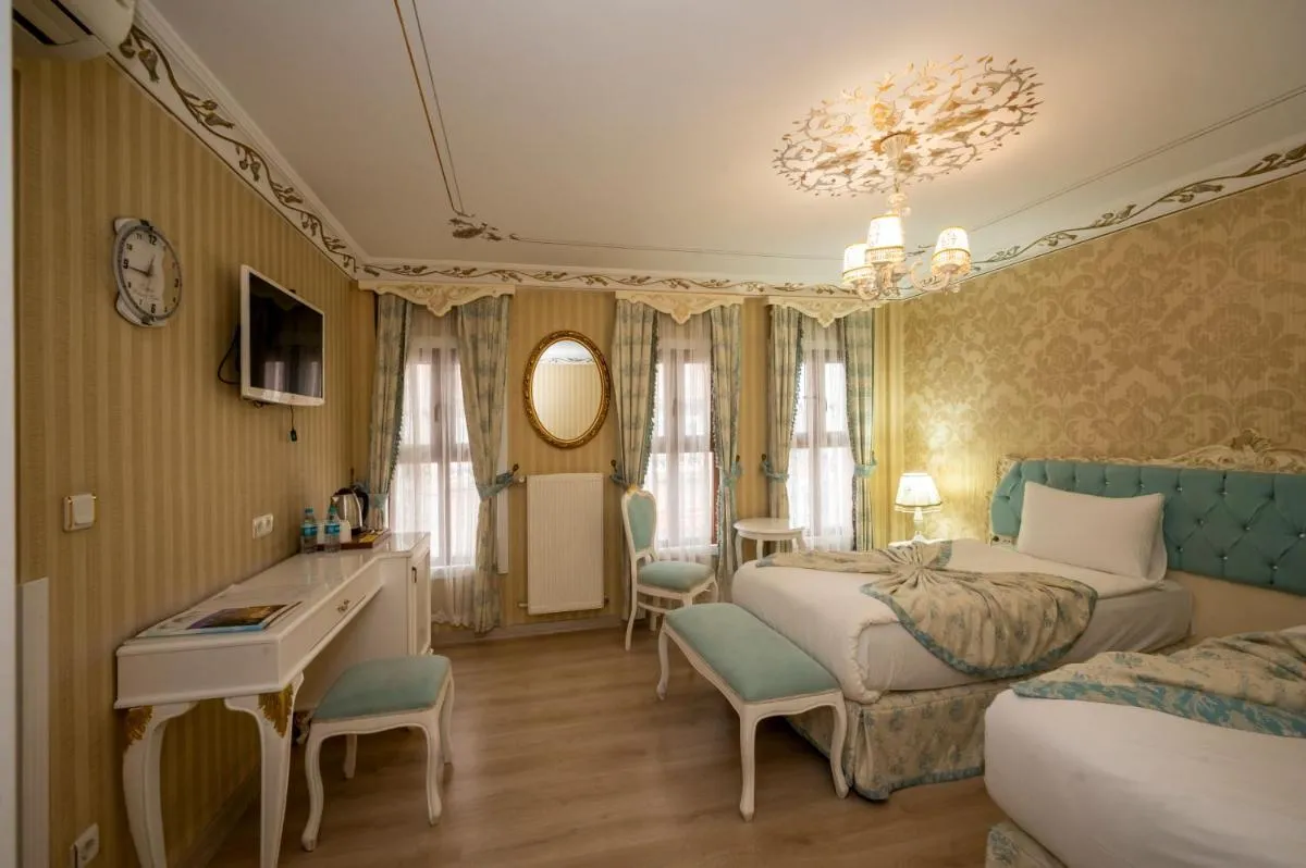 Image 2 of Villa Paradiso Hotel