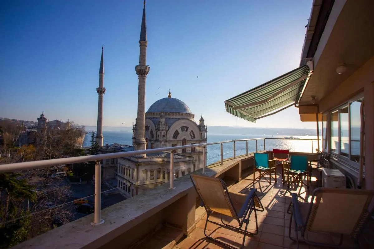 Image 6 of Waterfront Penthouse Apt with a Stunning View