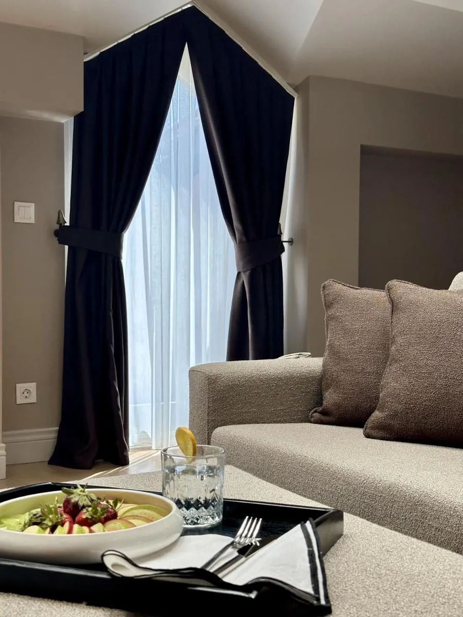 Image 3 of Weingart Suites Hotel