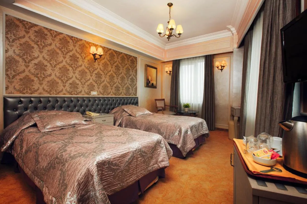 Image 1 of deniz otel