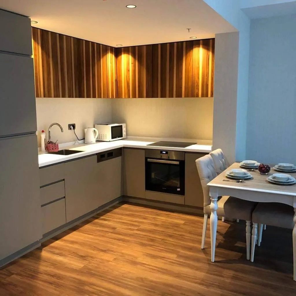 Image 4 of low price luxury apartment city center