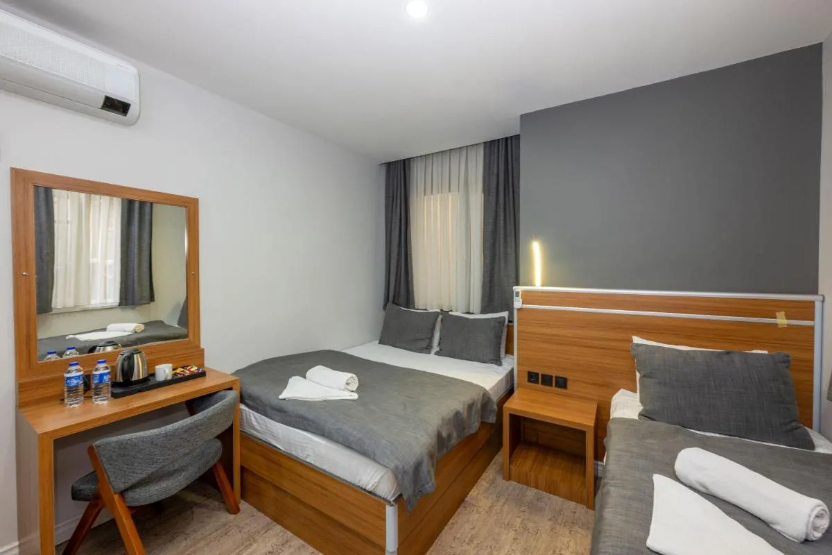 Image 3 of mayza otel