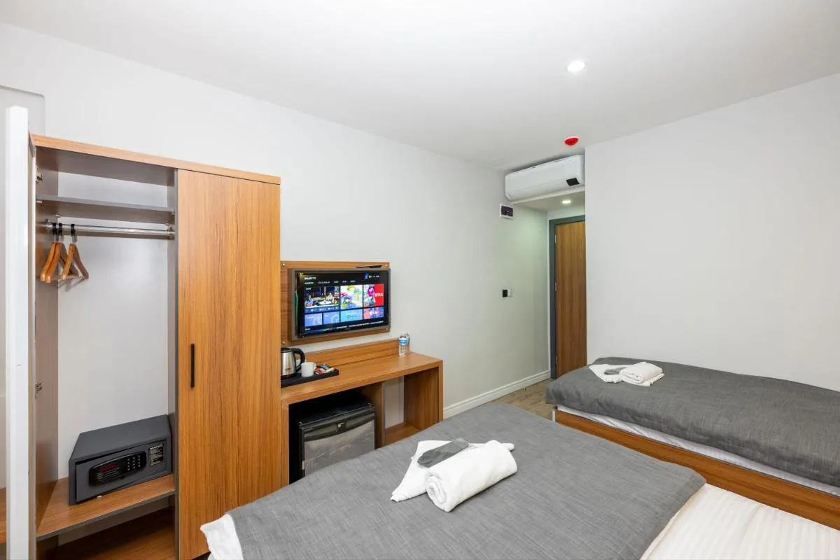 Image 2 of mayza otel