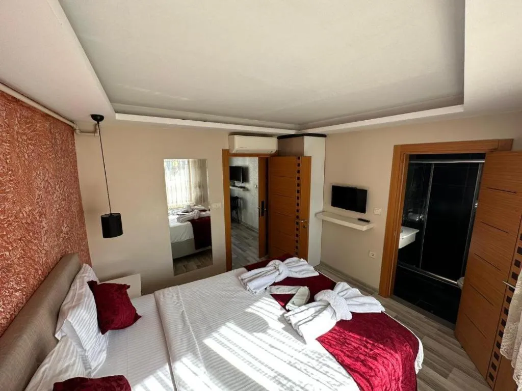 Image 1 of step suites
