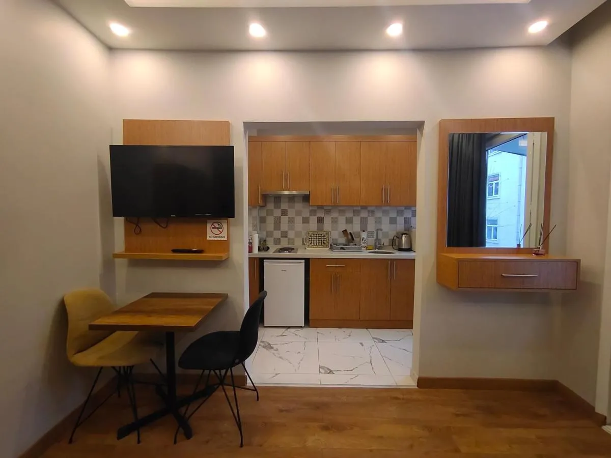 Image 5 of studio apt minutes away from taksim square #401