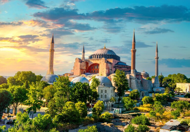 10 Luxury Hotels in Istanbul